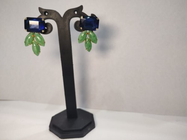 Elegant Dual-Tone Design - Image 3